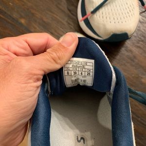 Brooks glycerin 19 - a little wear